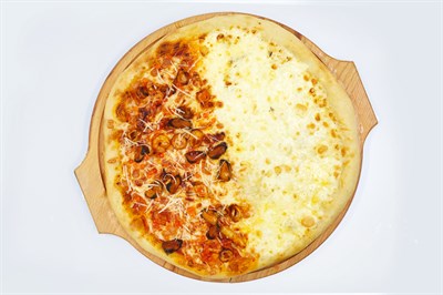 Пицца "Два вкуса" - фото 4556